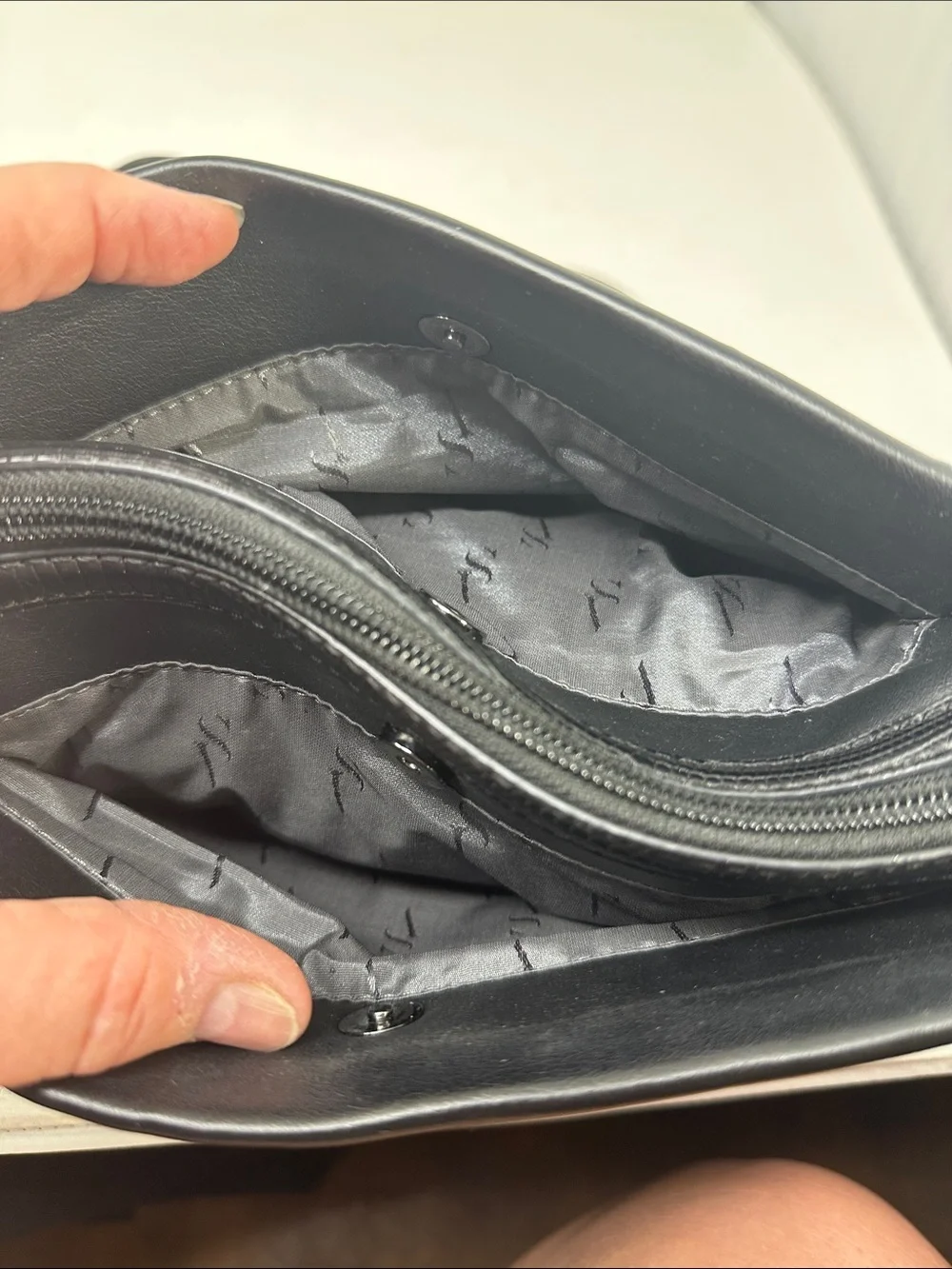 Simply Vera Crossbody